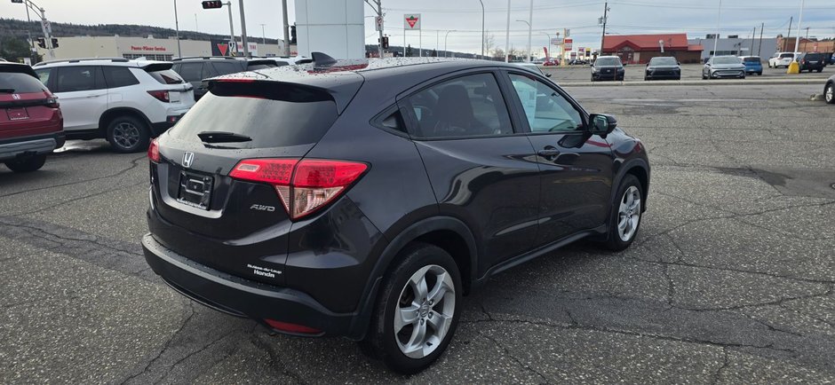 Honda HR-V EX  2016-5