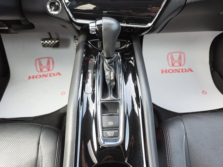 2020 Honda HR-V Touring-13