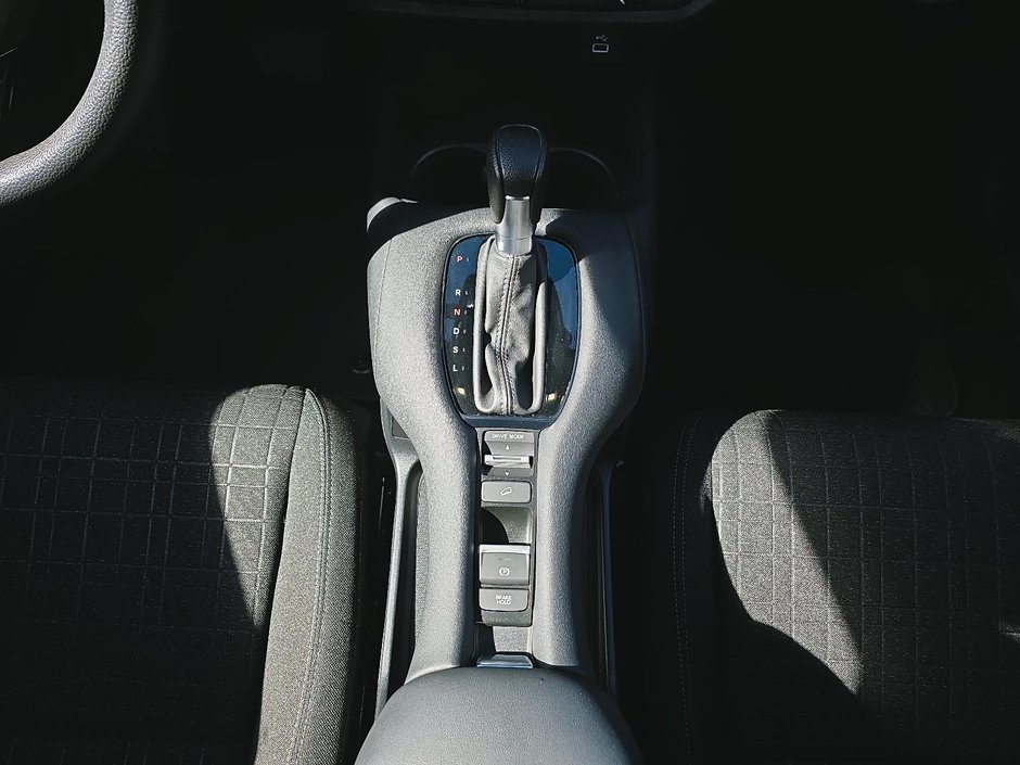Honda HR-V LX 2023-13