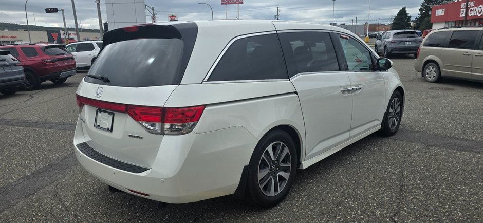 2014 Honda ODYSSEY TOURING-5