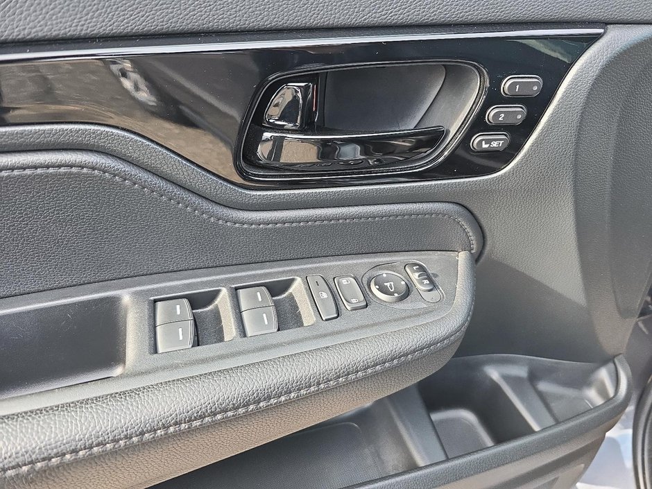 2023 Honda Odyssey EX-L-11