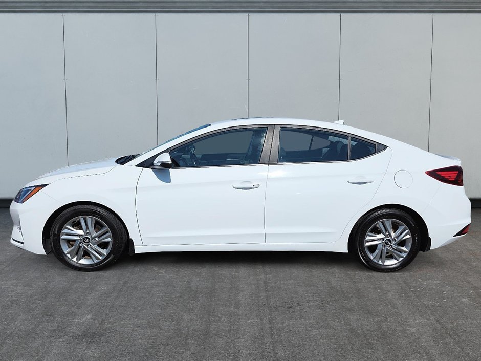 Hyundai ELANTRA PREFERED  2019-4
