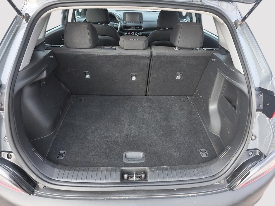Hyundai Kona Essential 2023-5