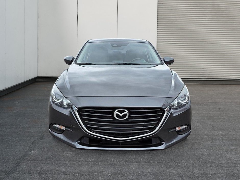 Mazda 3  2018-1