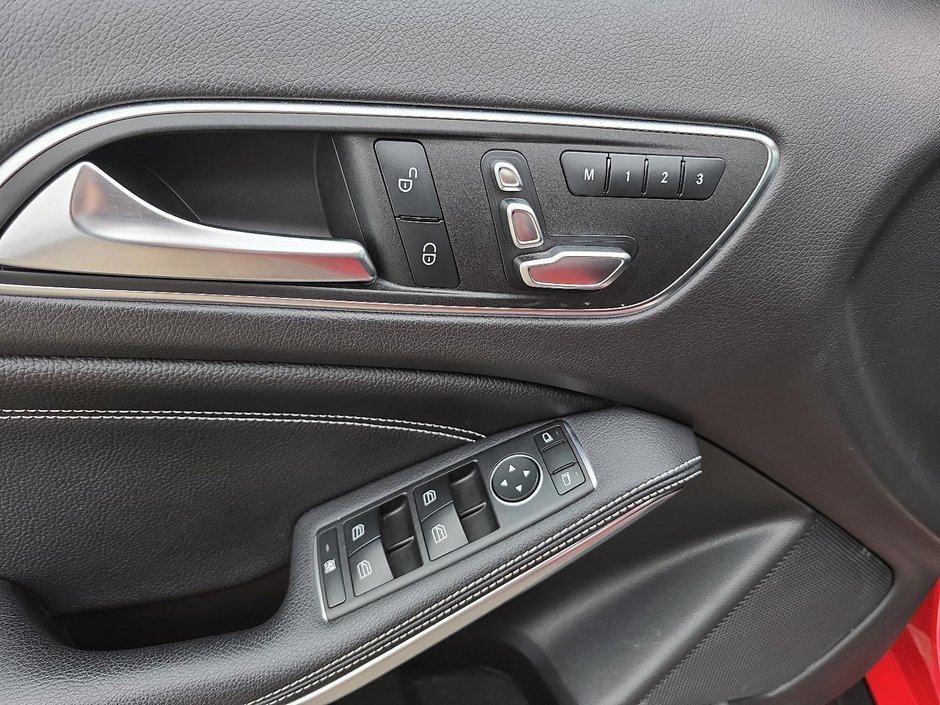 2018 Mercedes-Benz GLA 250-9