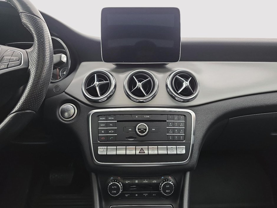 2018 Mercedes-Benz GLA 250-12