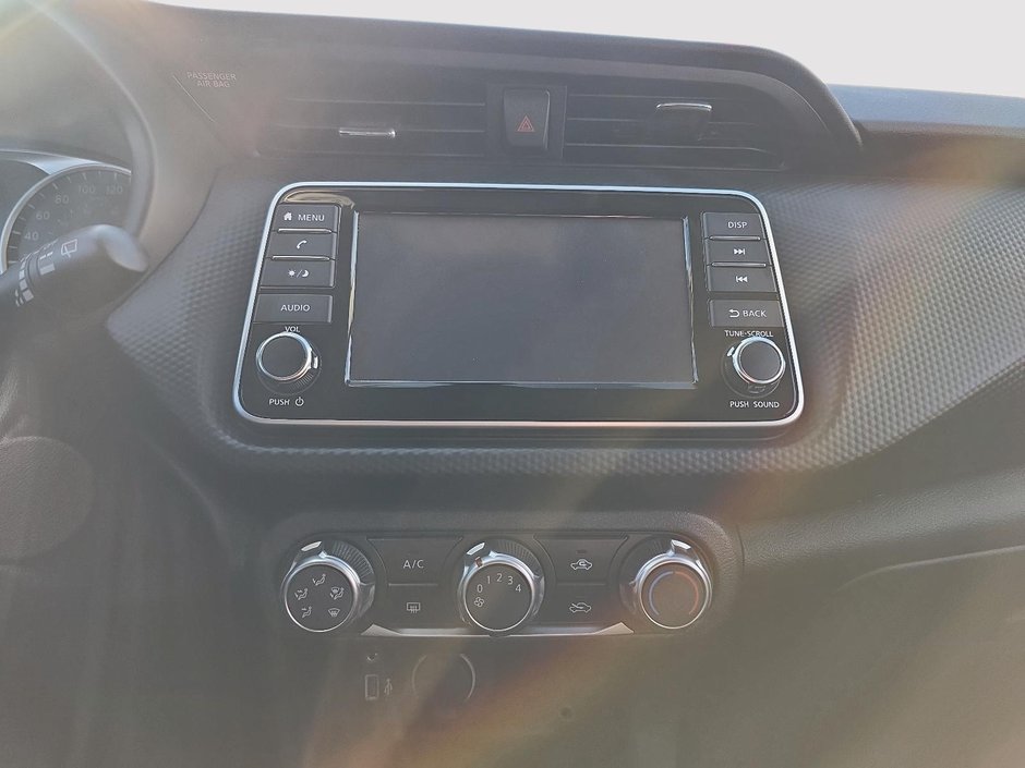 Nissan Kicks S 2024-11