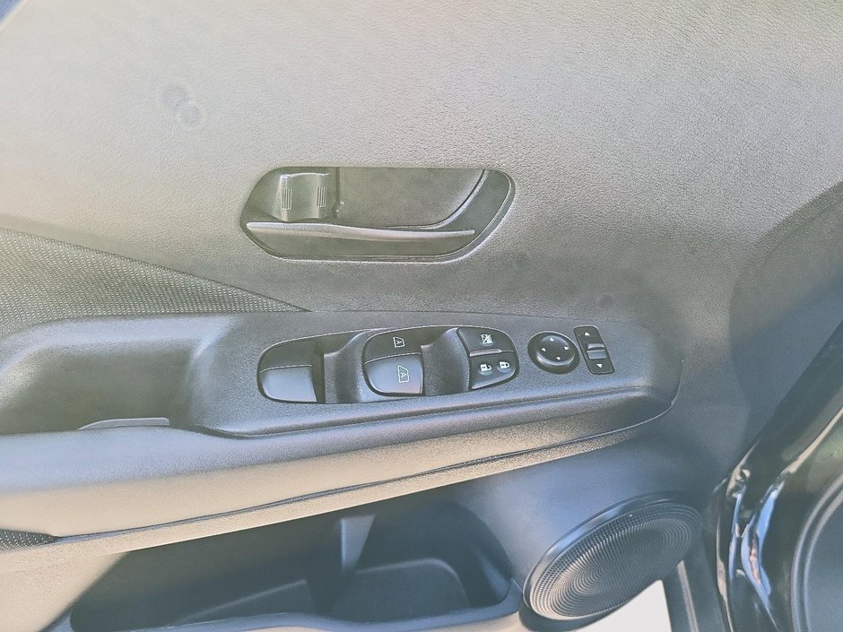 Nissan Kicks S 2024-8