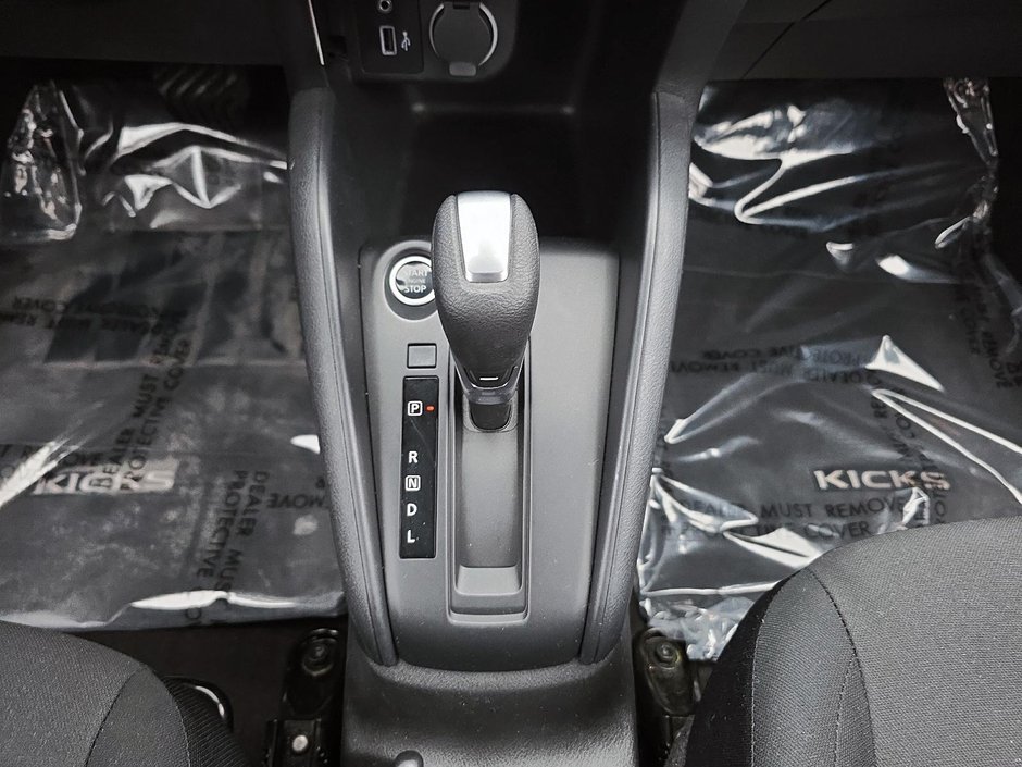 2024 Nissan Kicks S-12