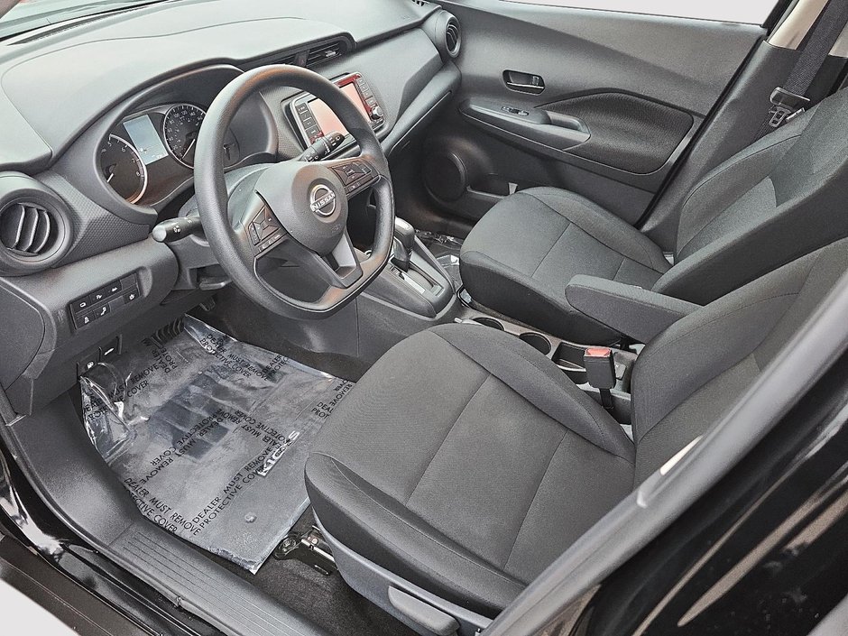 2024 Nissan Kicks S-6