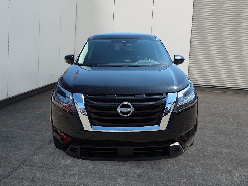 2024 Nissan Pathfinder S-1