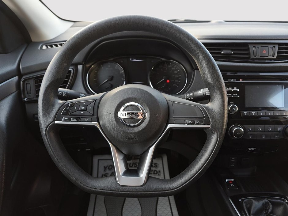 Nissan Qashqai S 2018-9