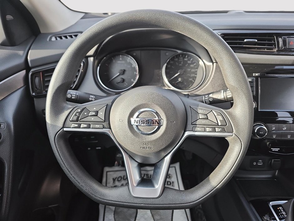 2023 Nissan Qashqai S-10