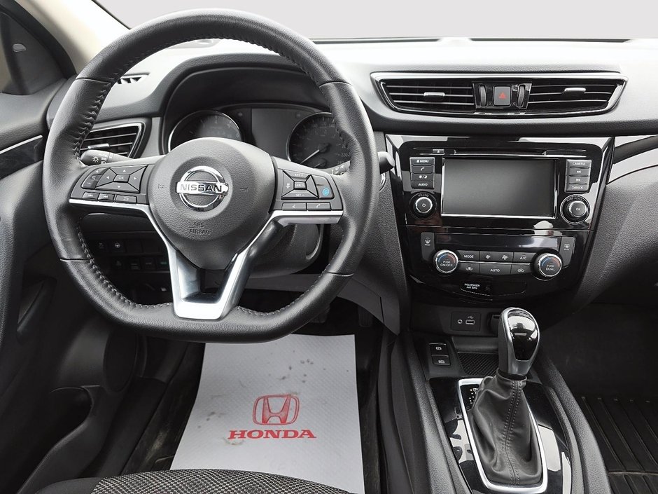 2023 Nissan Qashqai SV-8