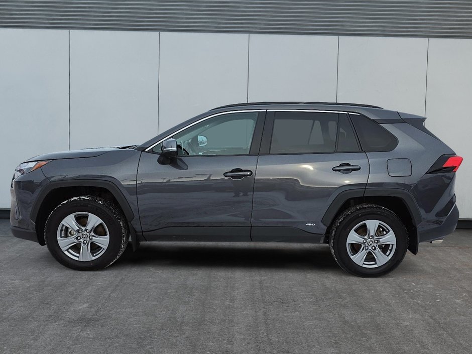 Toyota RAV4 Hybrid XLE 2025-4