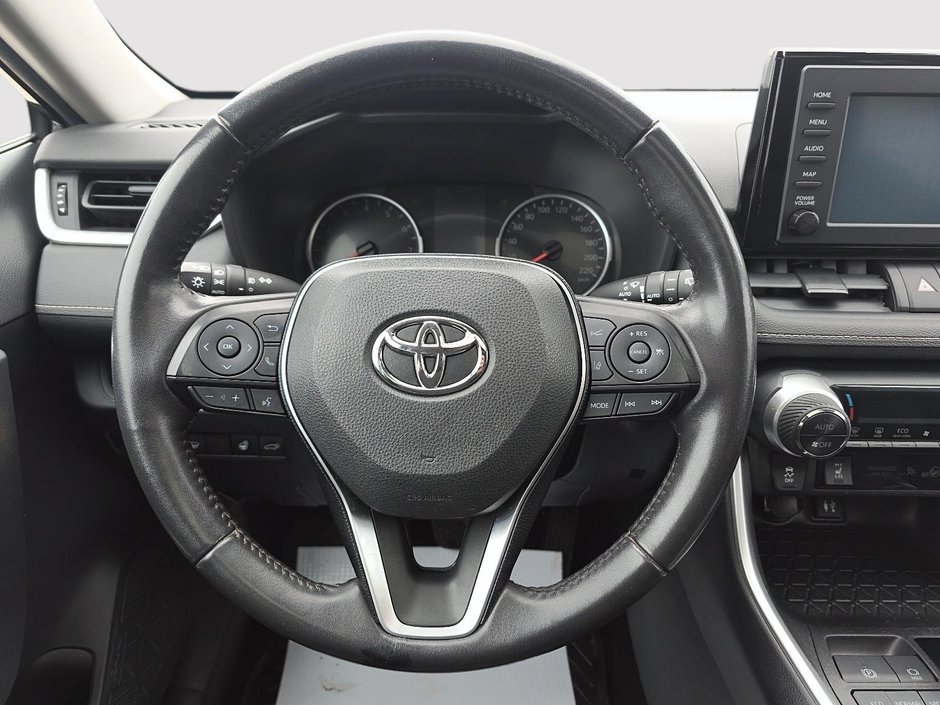 2019 Toyota RAV4 XLE-10