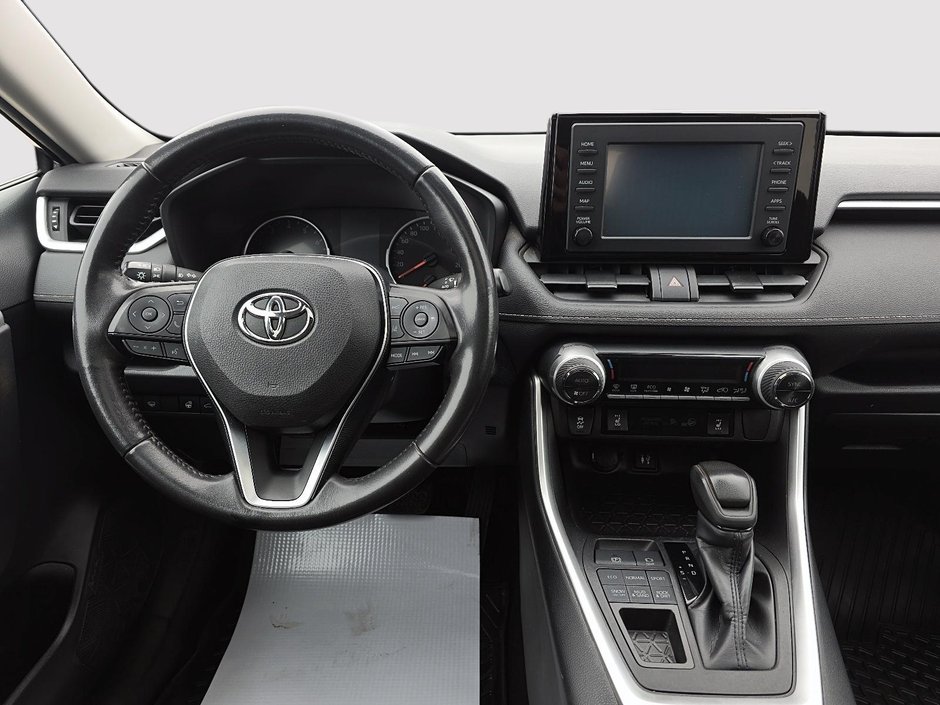 2019 Toyota RAV4 XLE-8