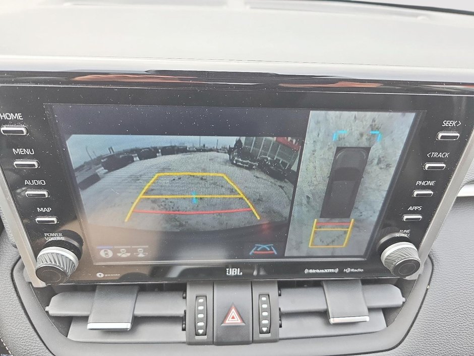 2022 Toyota RAV4 Limited-15