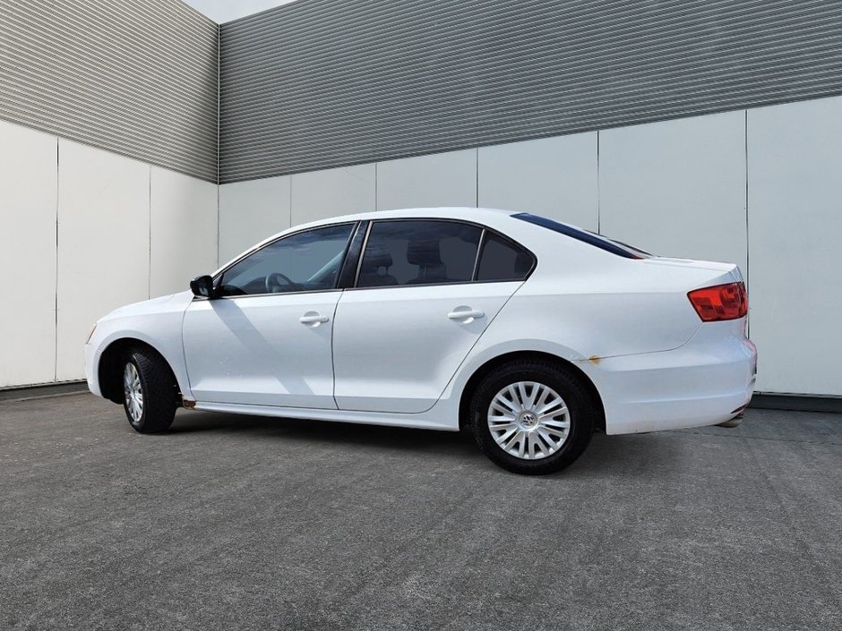 Volkswagen JETTA TRENDLINE  2013-2