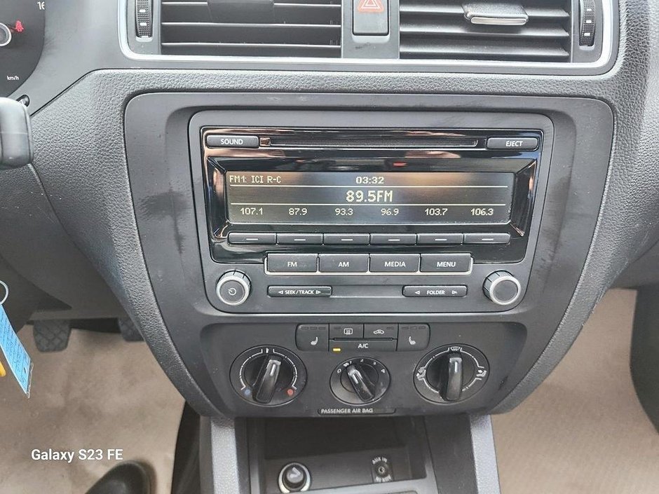 Volkswagen JETTA TRENDLINE  2013-11