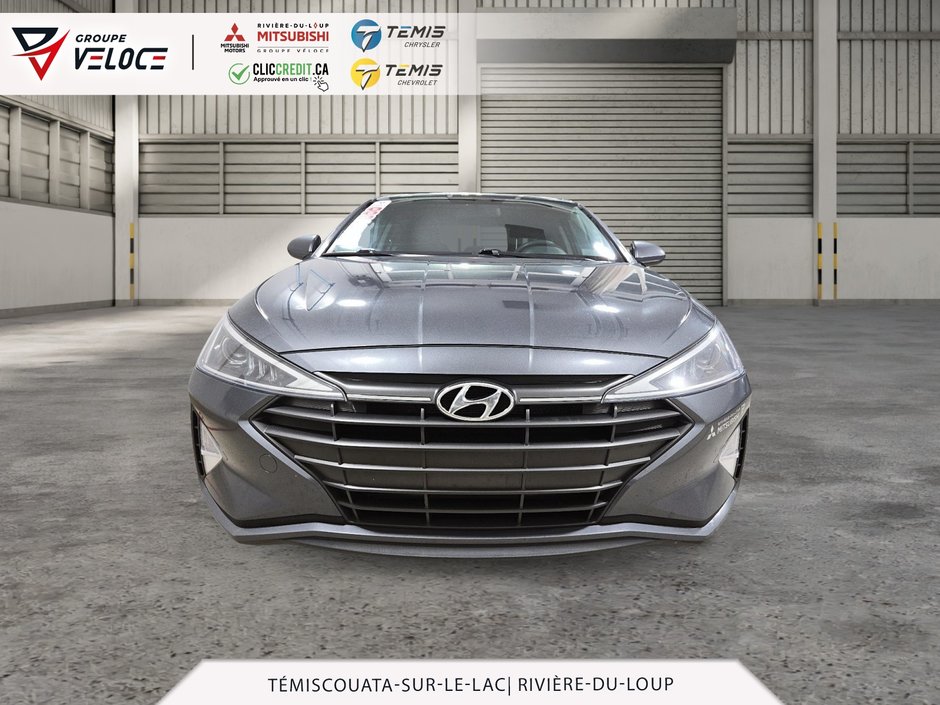 Hyundai Elantra Essential *MANUEL CRUISE, AIR CLIMATISÉ* 2019-1