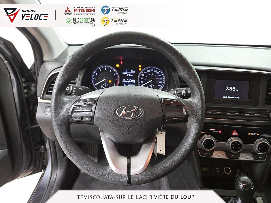 Hyundai Elantra Essential *MANUEL CRUISE, AIR CLIMATISÉ* 2019-10