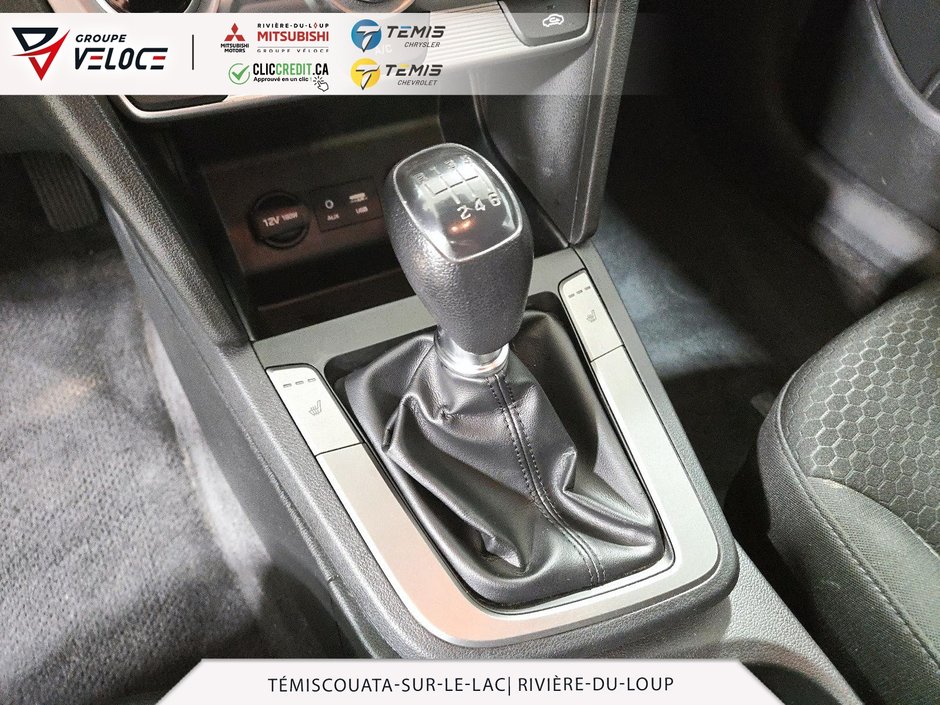 Hyundai Elantra Essential *MANUEL CRUISE, AIR CLIMATISÉ* 2019-15