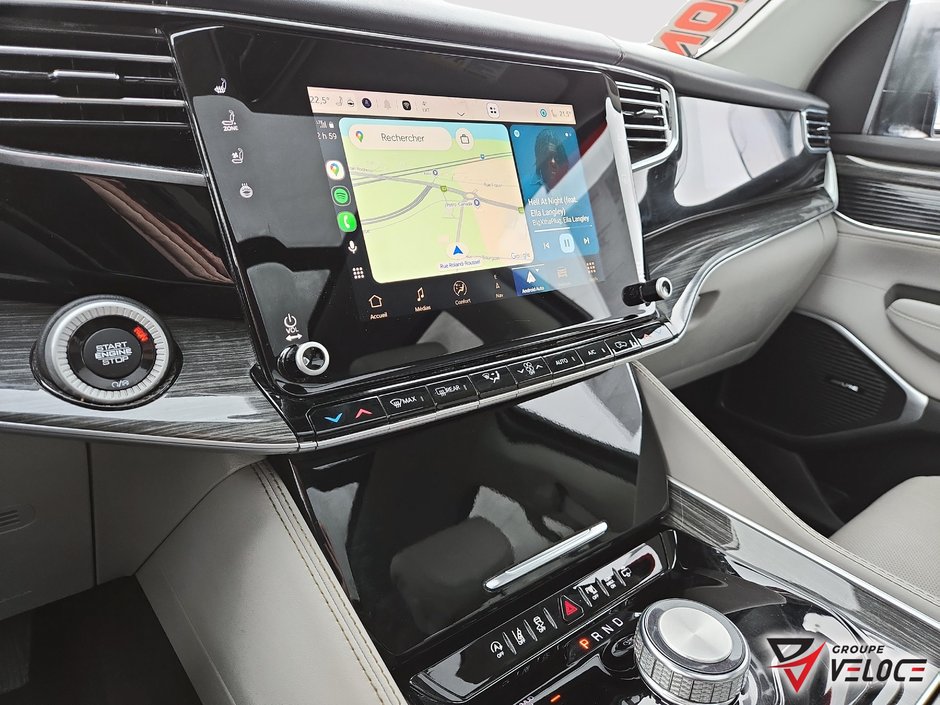 Jeep Wagoneer Series II 2022-13