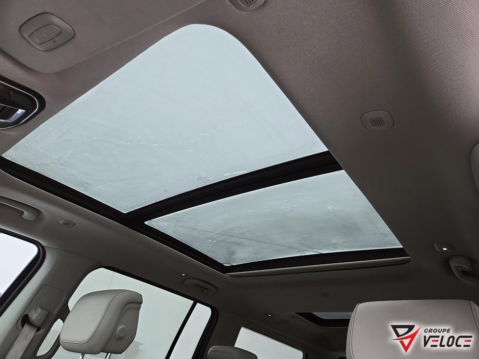 Jeep Wagoneer Series II 2022-10