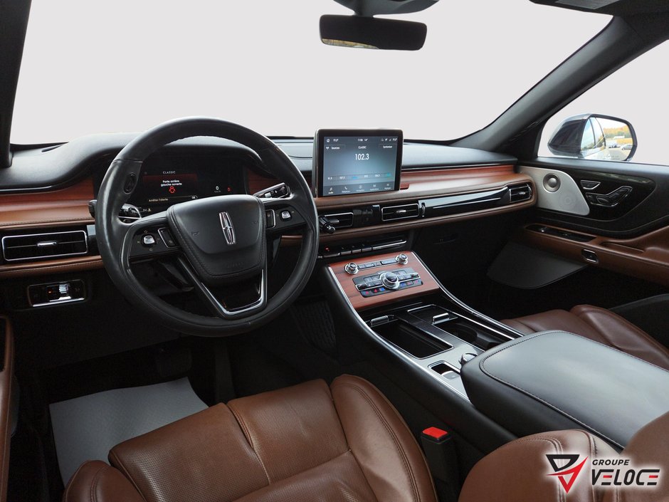2023 Lincoln Aviator Reserve *JET PACKAGE, 22 POUCES, TOUT ÉQUIPÉ*-8