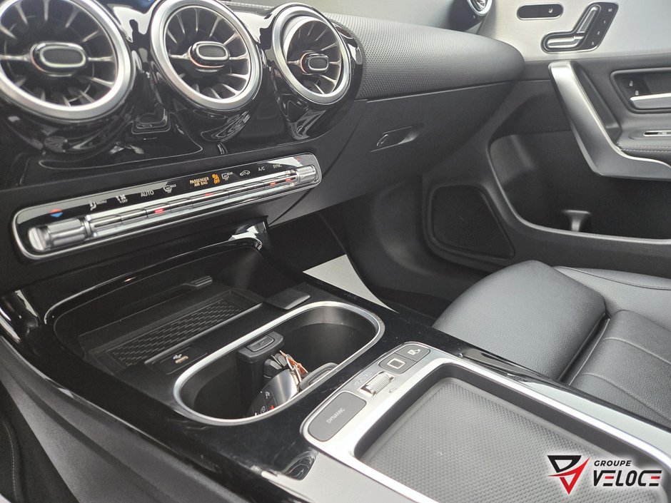 2025 Mercedes-Benz CLA 250 *4MATIC, CUIR, TOIT PANO*-13