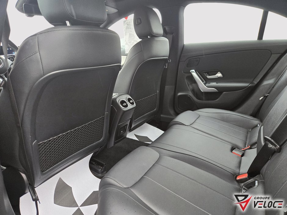 2025 Mercedes-Benz CLA 250 *4MATIC, CUIR, TOIT PANO*-5