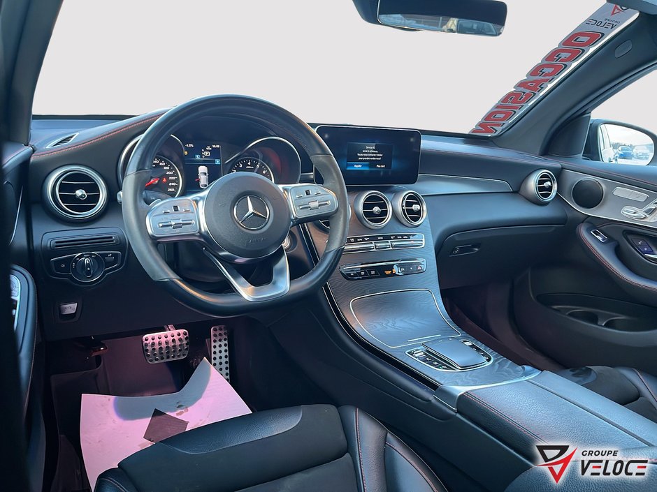 Mercedes-Benz GLC *GLC300 CUIR,GPS. 2023-6