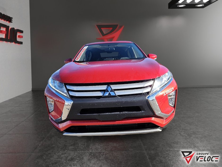 2018 Mitsubishi ECLIPSE CROSS ES-2