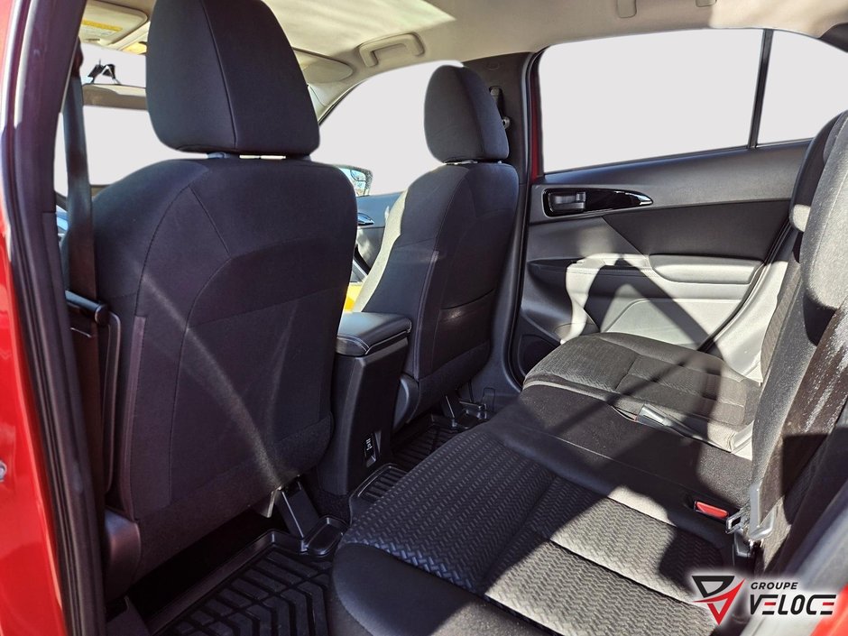 2018 Mitsubishi ECLIPSE CROSS ES-8