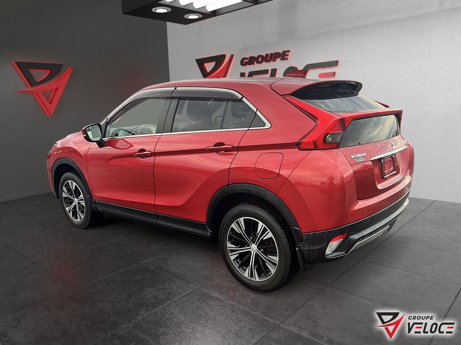 2018 Mitsubishi ECLIPSE CROSS ES-3