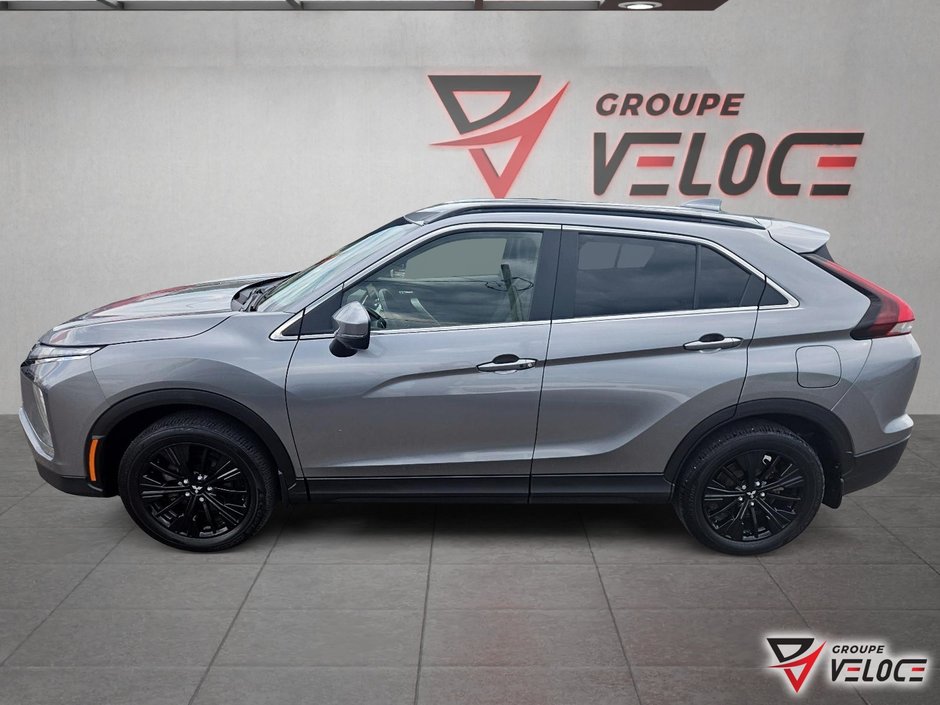 Mitsubishi ECLIPSE CROSS LE *VOLANT CHAUFFANT, AWD, CUIR/SUÈDE 2022-2