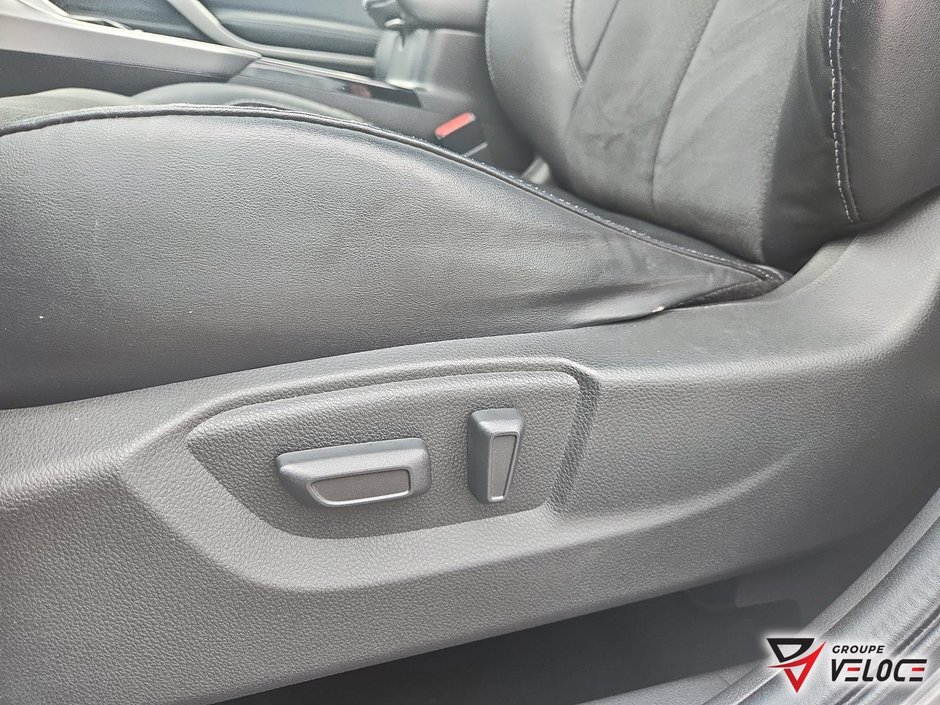 Mitsubishi ECLIPSE CROSS LE *VOLANT CHAUFFANT, AWD, CUIR/SUÈDE 2022-9