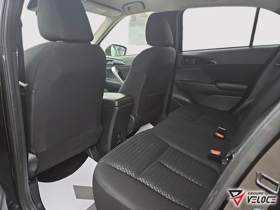 Mitsubishi ECLIPSE CROSS ES *AWD, ÉCRAN, SIÈGES CHAUFFANTS* 2024-6