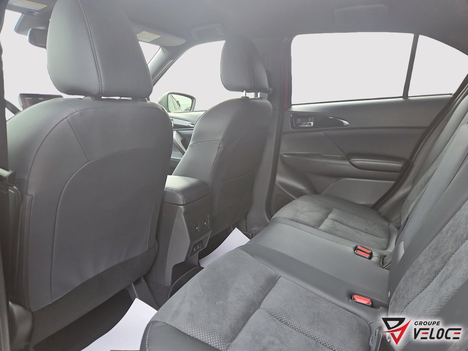 2026 Mitsubishi Eclipse Cross NOIR-6
