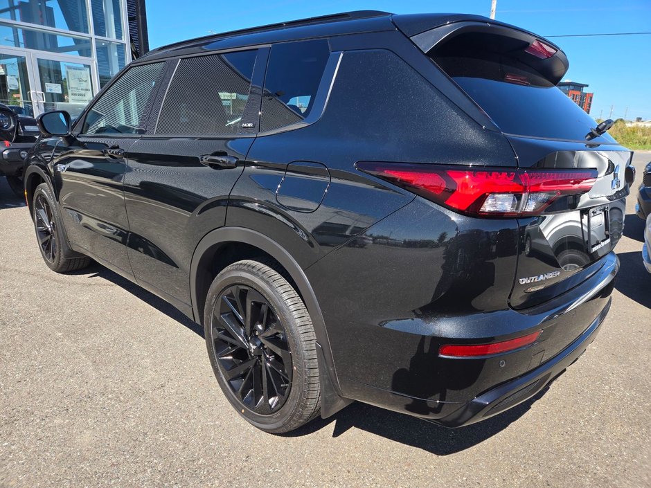 Mitsubishi OUTLANDER PHEV GT NOIR S-AWC 2024-3