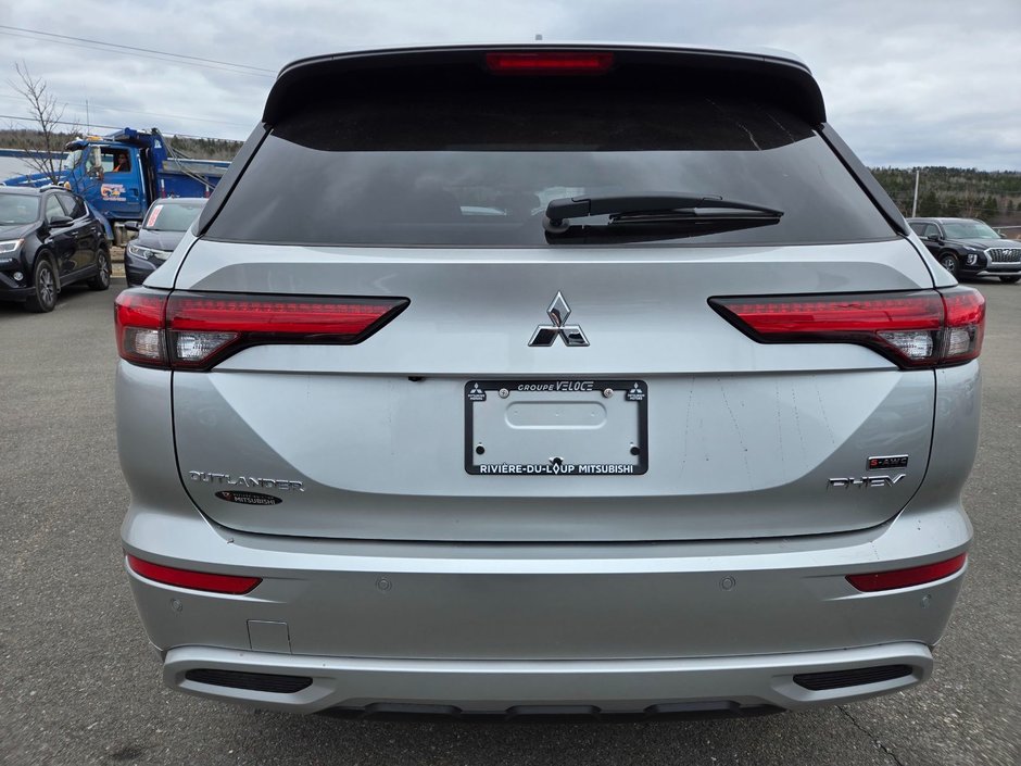 Mitsubishi OUTLANDER PHEV GT S-AWC 2025-4