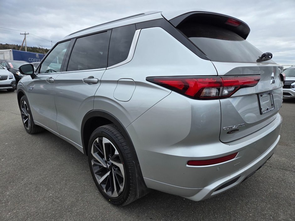 Mitsubishi OUTLANDER PHEV GT S-AWC 2025-3