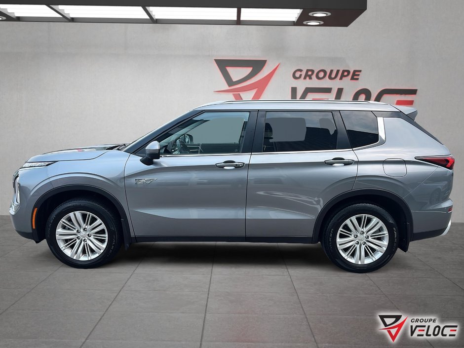 2024 Mitsubishi Outlander Plug-In Hybrid *LE TOIT PANO, CRUISE INTELLIGENT*-2