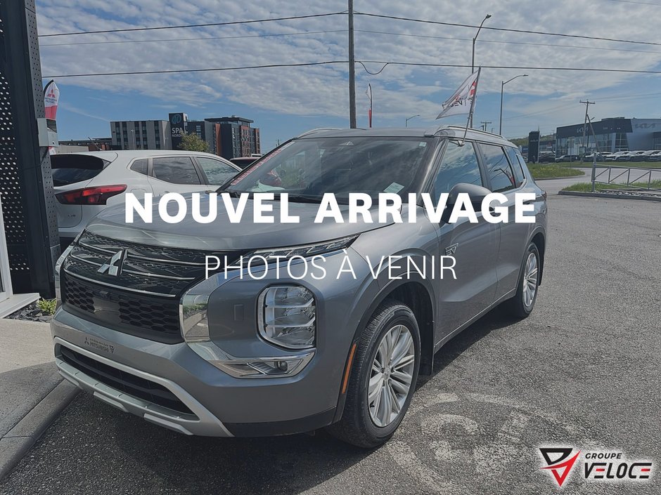 2024 Mitsubishi Outlander Plug-In Hybrid *LE TOIT PANO, CRUISE INTELLIGENT* in Riviere-du-Loup, Quebec