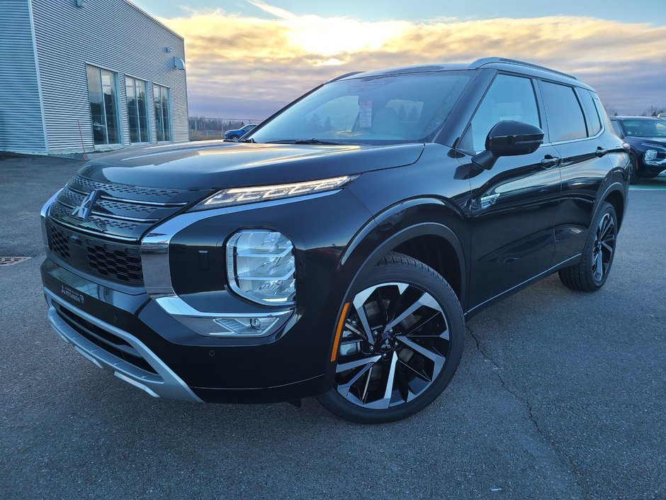 Mitsubishi Outlander Plug-In Hybrid GT 2025 à Rivière-du-Loup, Québec