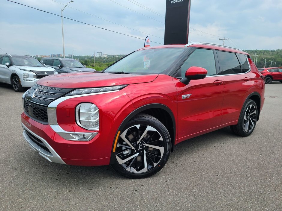 Mitsubishi Outlander Plug-In Hybrid GT 2025 à Rivière-du-Loup, Québec