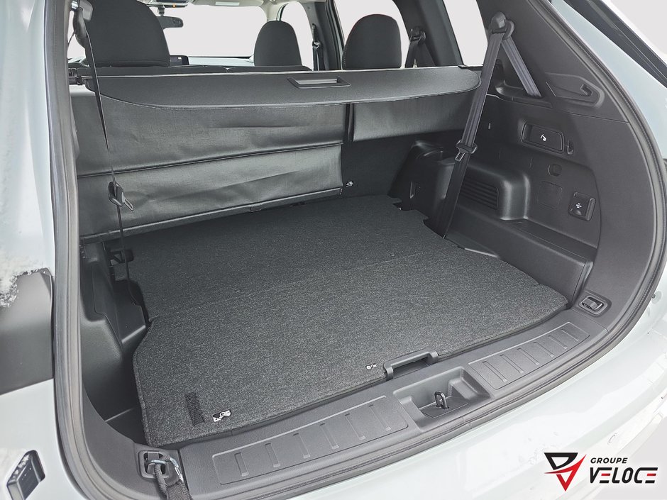 Mitsubishi Outlander Plug-In Hybrid SE 2025-5