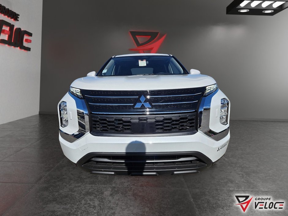 Mitsubishi Outlander Plug-In Hybrid ES 2025-1