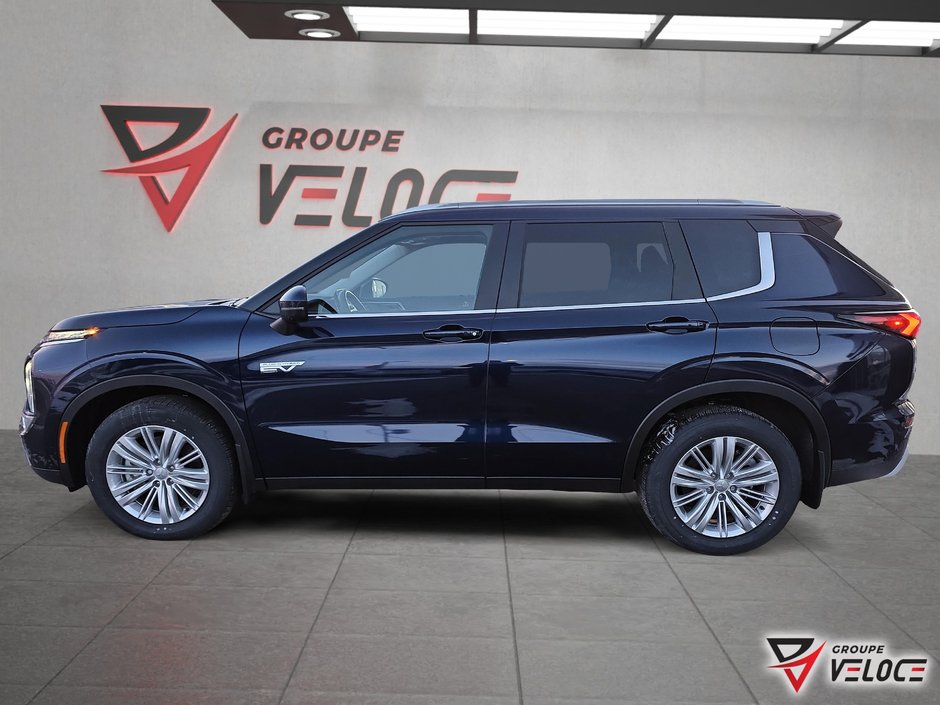 2025 Mitsubishi Outlander Plug-In Hybrid LE-2